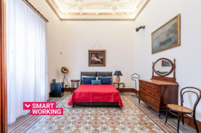 Lea's Luxury Art Apartment by Wonderful Italy